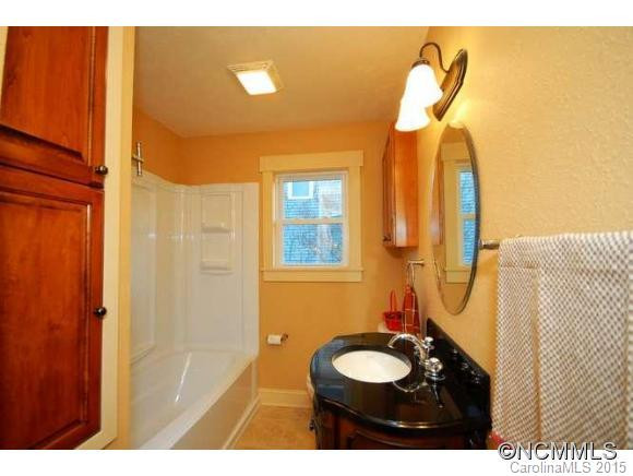 208 Westwood Place - Photo 22
