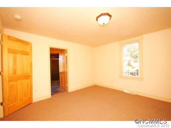 208 Westwood Place - Photo 5