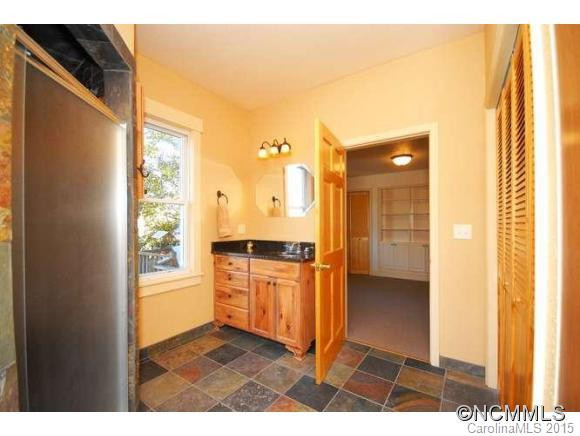 208 Westwood Place - Photo 8