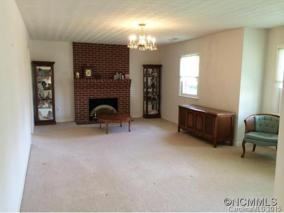 246 Delphia Drive - Photo 3