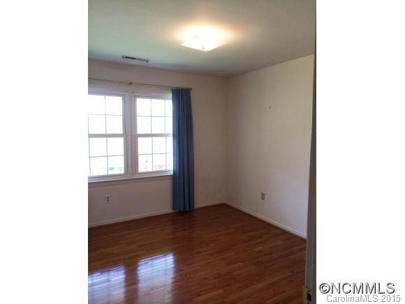 246 Delphia Drive - Photo 6
