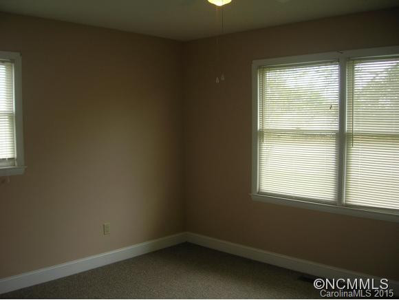 411 Vance Street - Photo 14