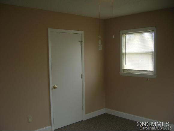 411 Vance Street - Photo 15