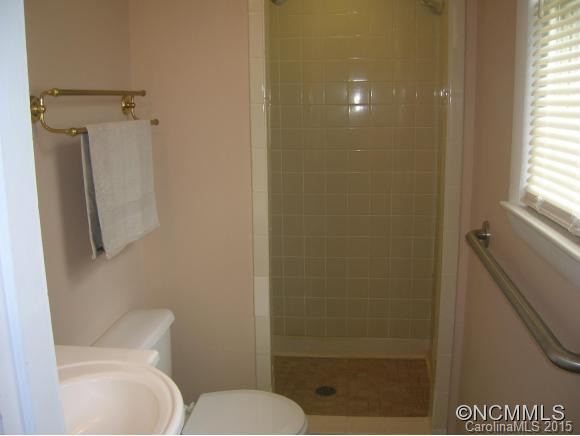 411 Vance Street - Photo 18