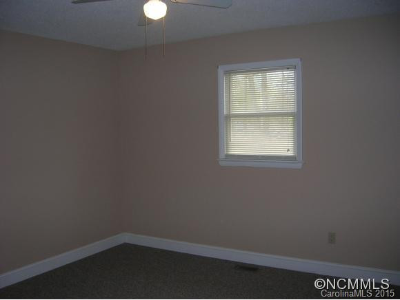 411 Vance Street - Photo 10