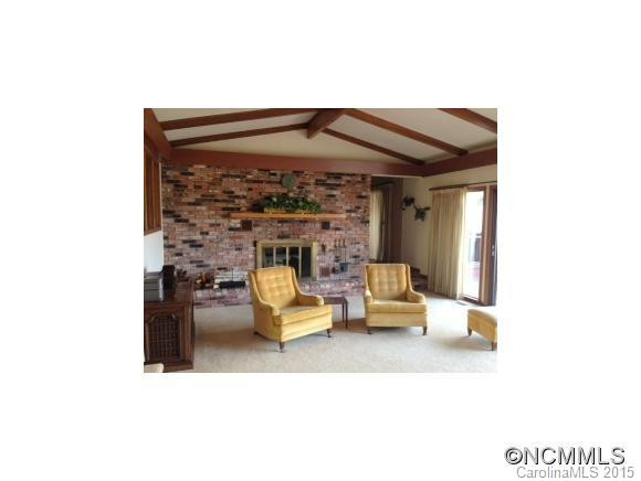 252 Middlemount Road - Photo 2