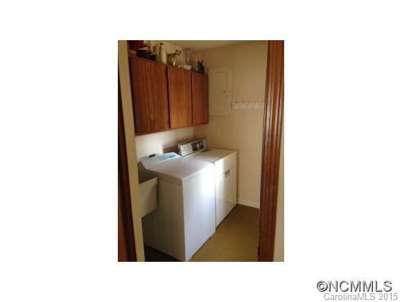 252 Middlemount Road - Photo 5