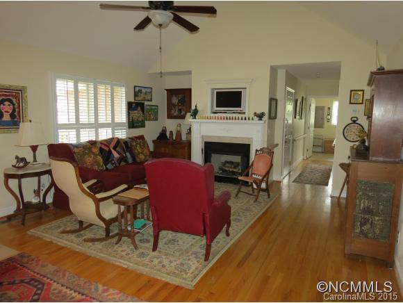 131 Savannah Street - Photo 14
