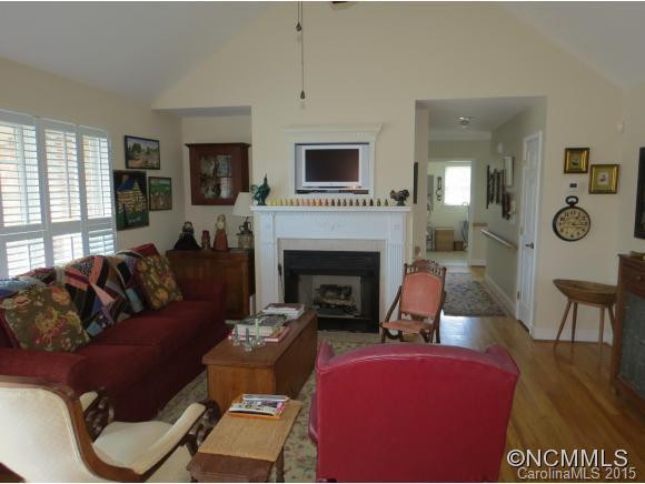 131 Savannah Street - Photo 3