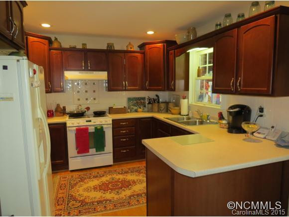131 Savannah Street - Photo 4