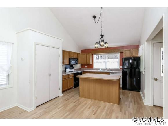 43 Vermont Court, A4 - Photo 5