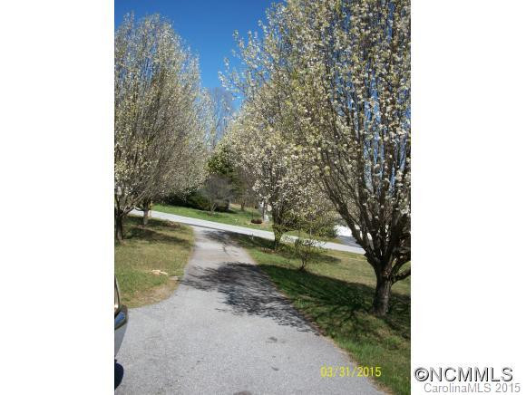88 Largo Lane - Photo 4