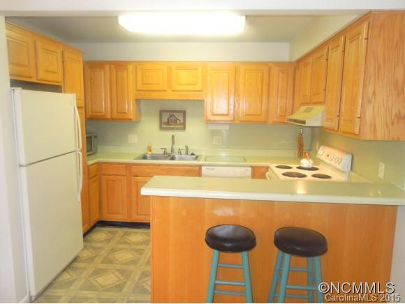 212 Wildwood Road - Photo 2