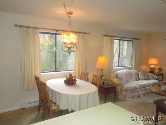 212 Wildwood Road - Photo 4