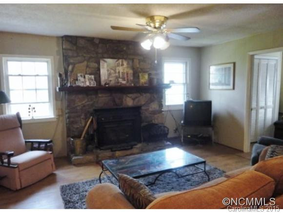 941 Bee Tree Road - Photo 2