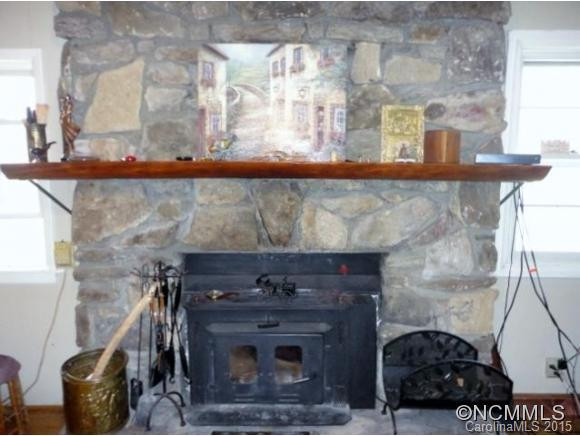 941 Bee Tree Road - Photo 3