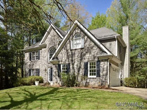1208 SAINT CHARLES CT