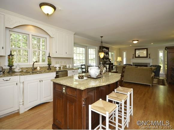 1208 SAINT CHARLES CT - Photo 8