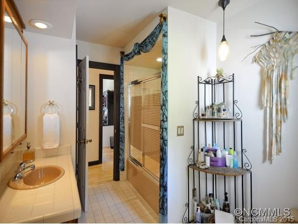 210 PHEASANT RUN - Photo 13