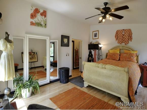 210 PHEASANT RUN - Photo 15