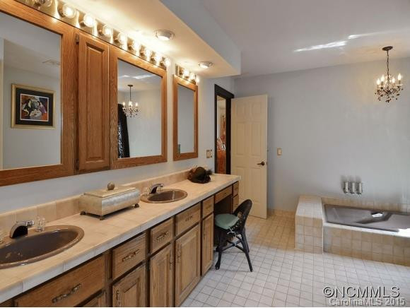 210 PHEASANT RUN - Photo 18