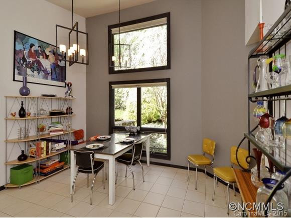 210 PHEASANT RUN - Photo 5