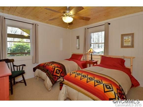 2960 Rosemount Road - Photo 12
