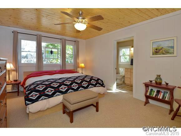 2960 Rosemount Road - Photo 10