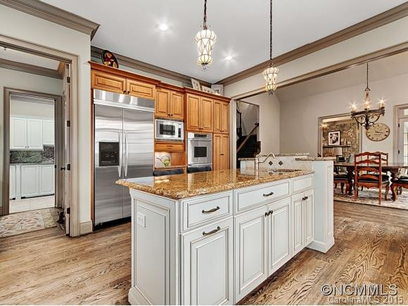 1633 Olmsted Drive - Photo 11