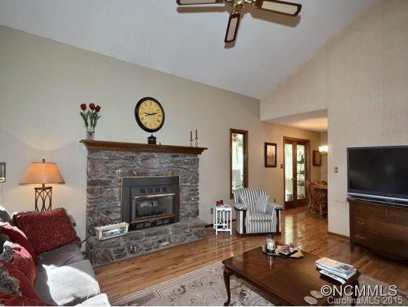 220 WEST SONDLEY - Photo 2