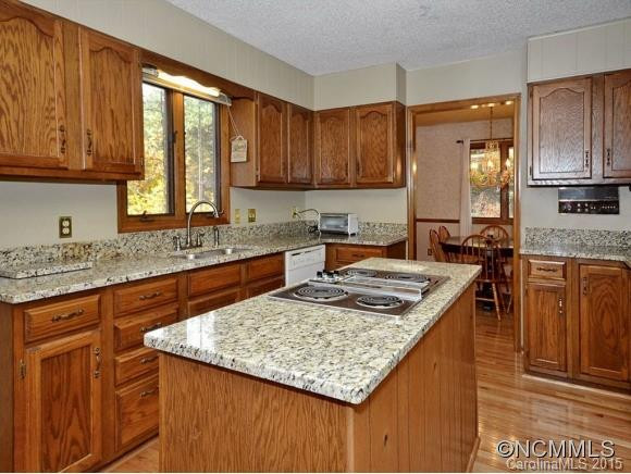 220 WEST SONDLEY - Photo 6