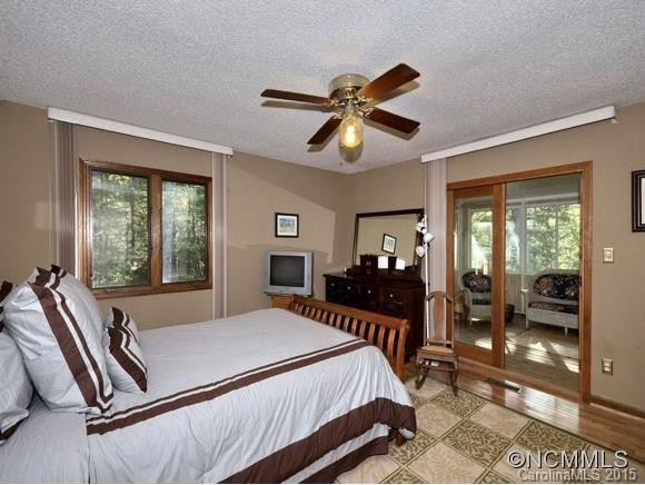 220 WEST SONDLEY - Photo 10