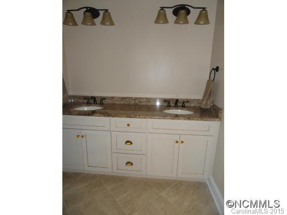 34 Chantilly Drive - Photo 2