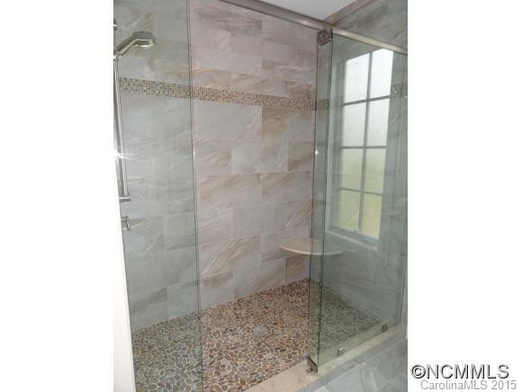 34 Chantilly Drive - Photo 3