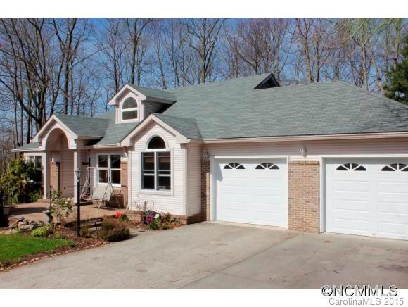 102 Tartana Circle