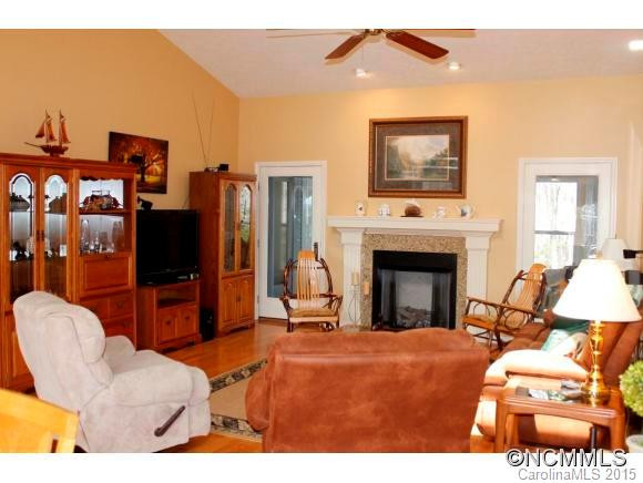 102 Tartana Circle - Photo 5