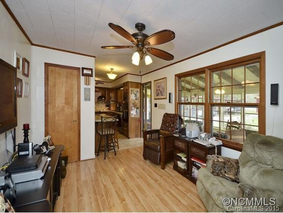 31 IVY PARK DR - Photo 4
