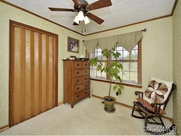 31 IVY PARK DR - Photo 9