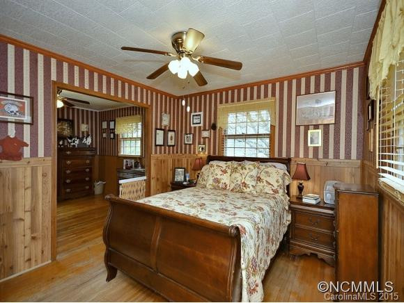 31 IVY PARK DR - Photo 10
