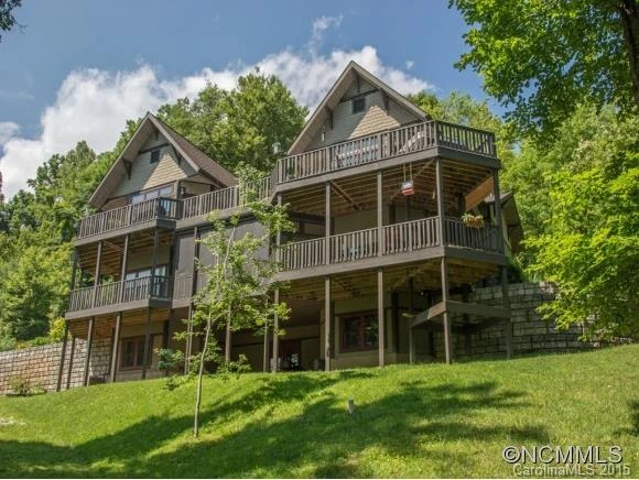 19 BUENA VISTA DRIVE (+/- 2 acre)