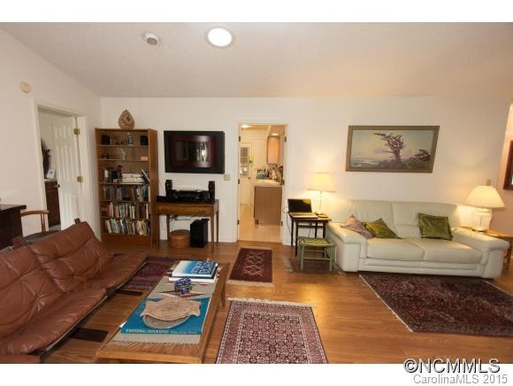 727 W Saint Johns Way - Photo 11