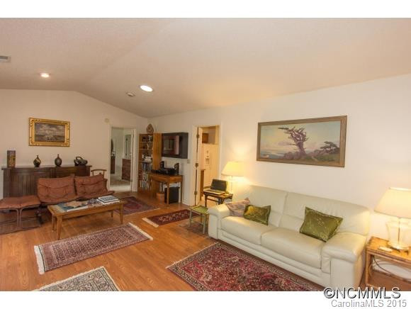 727 W Saint Johns Way - Photo 12