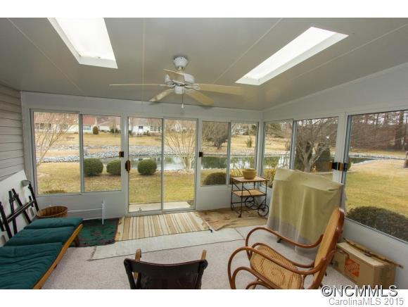727 W Saint Johns Way - Photo 17