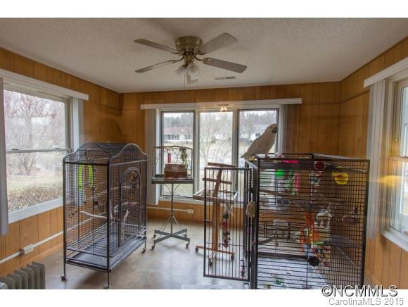 727 W Saint Johns Way - Photo 19