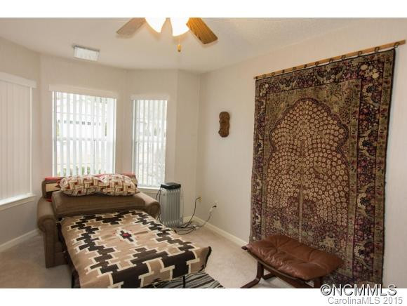 727 W Saint Johns Way - Photo 9
