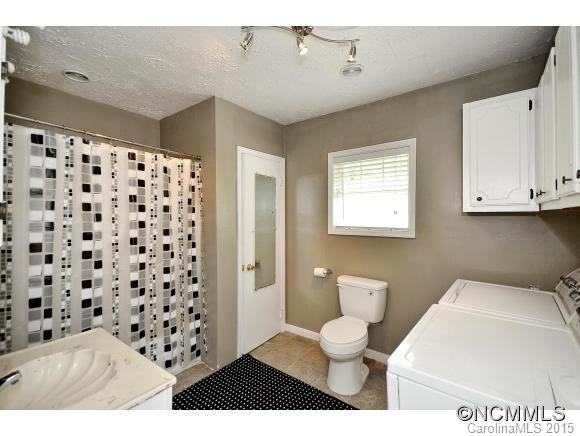 889 Barnardsville Highway - Photo 14