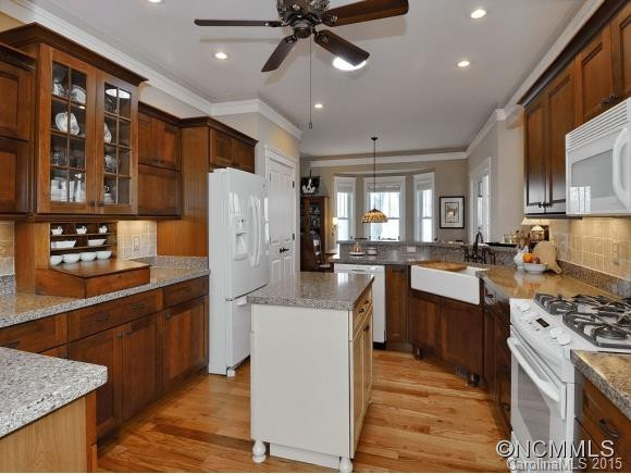 124 BARNSDALE LANE - Photo 8