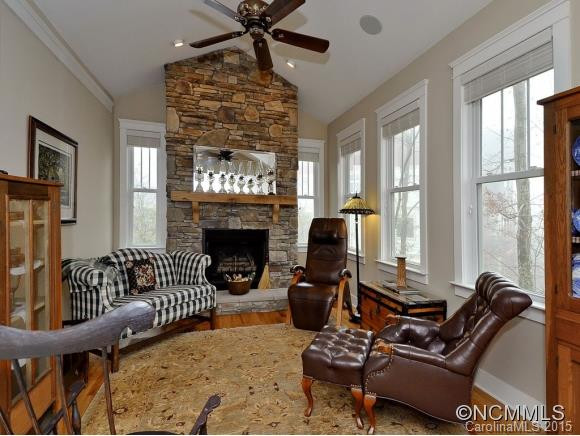 124 BARNSDALE LANE - Photo 9