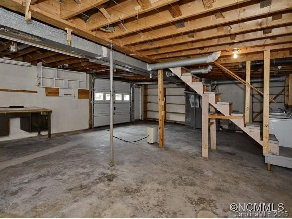 629 EAST STREET - Photo 12