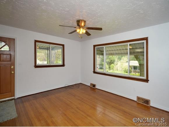 629 EAST STREET - Photo 3
